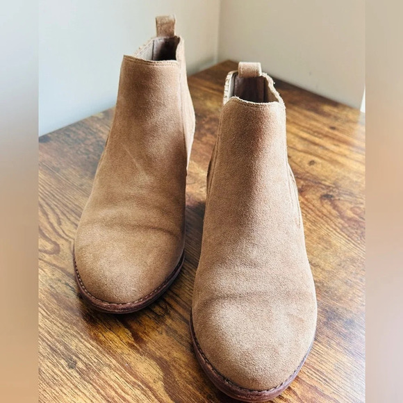 Gianni Bini Stand-Bye Suede Ankle Boots - Size 5.5 Sahara Sand - Like New - Picture 14 of 14